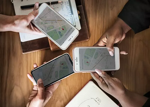 people-using-maps-phones-min