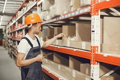 industrial-worker-wms-min